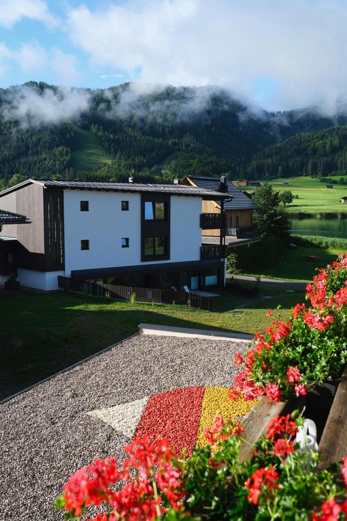 See Hotel Kärntnerhof- das Seehotel am Weissensee! Exterior foto